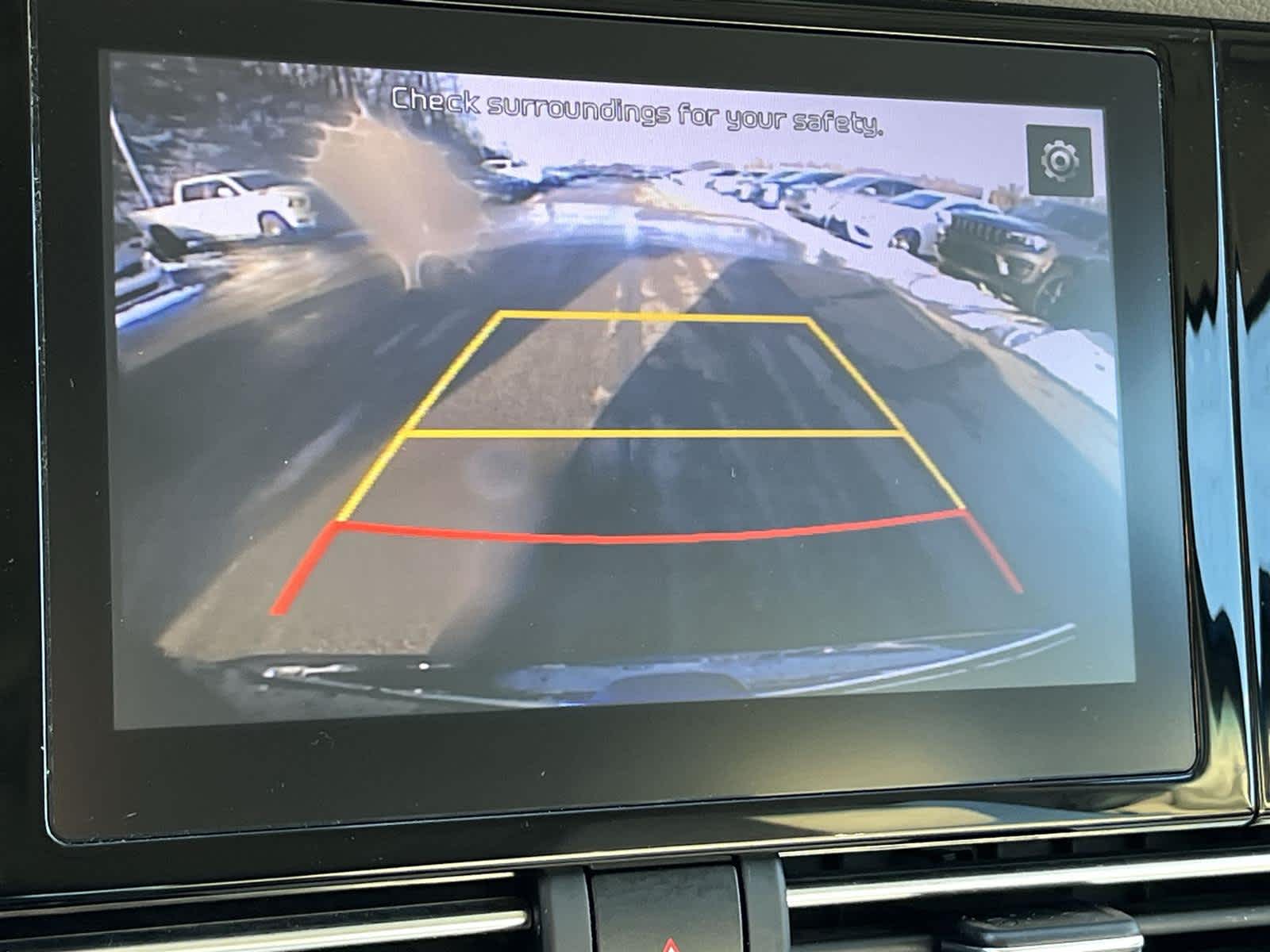 Thumbnail: 2022 Kia Niro - 19