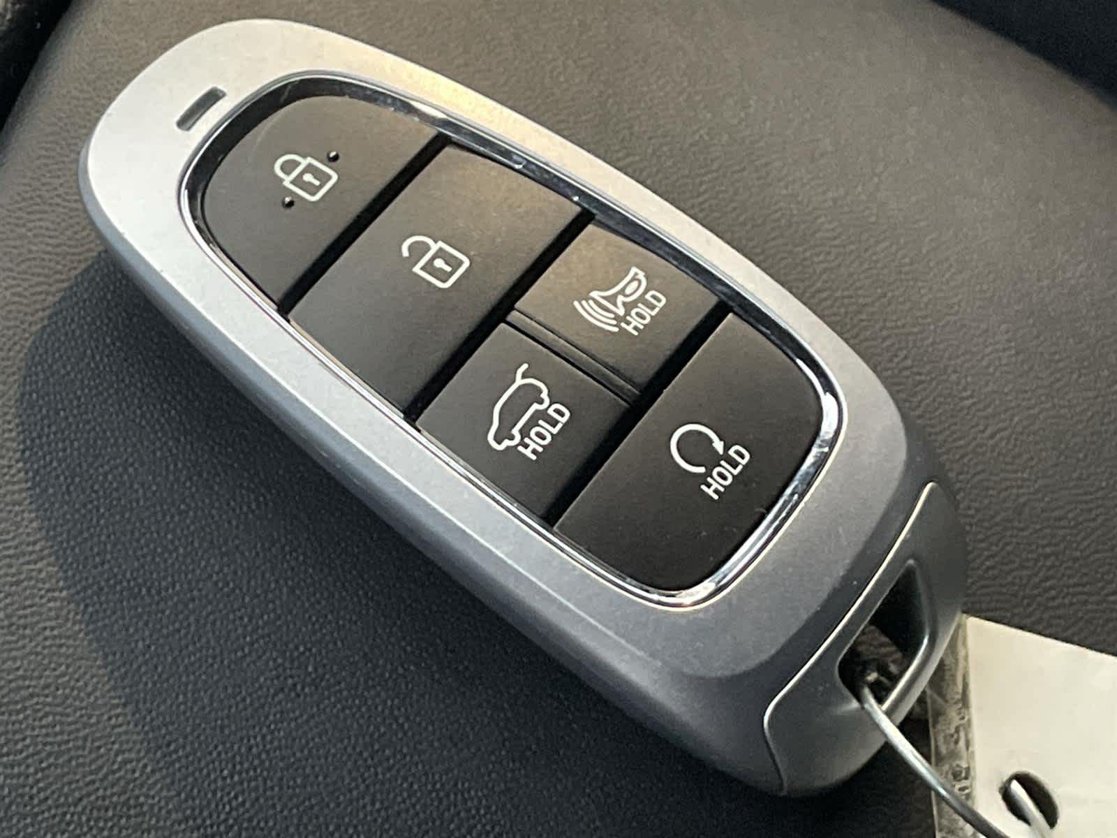 Thumbnail: 2022 Hyundai Santa Fe - 29