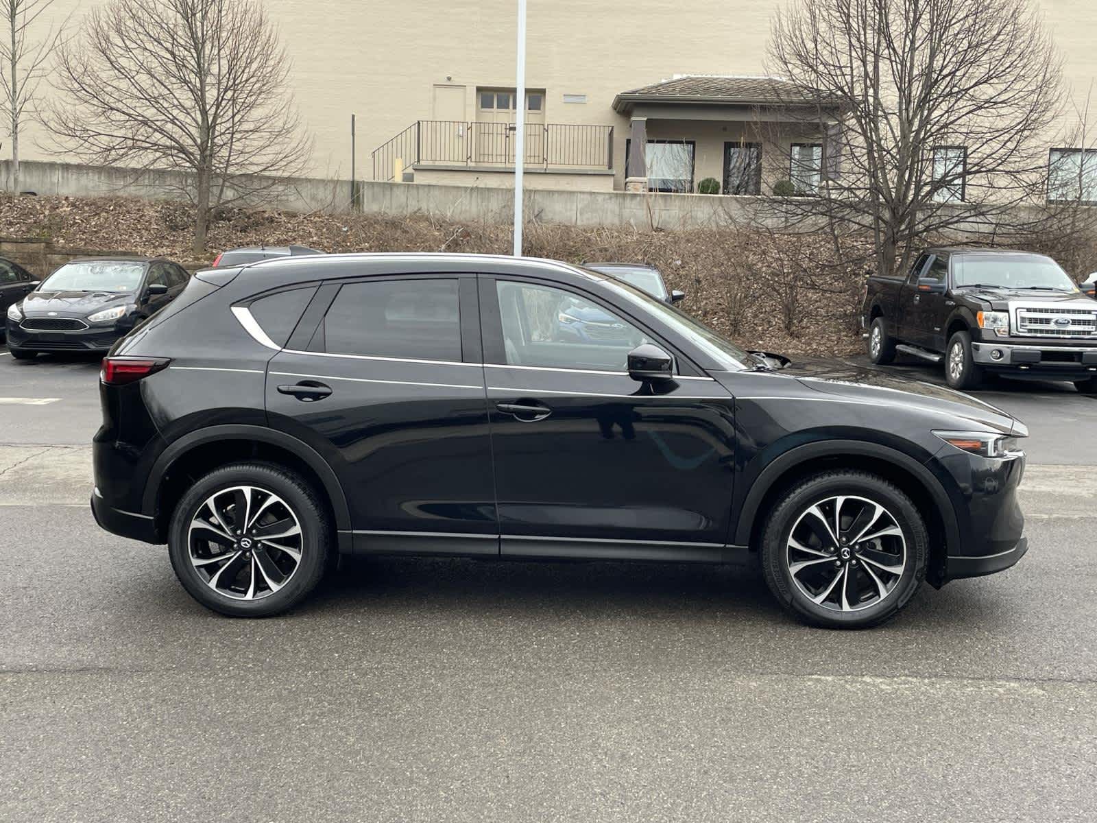 Thumbnail: 2023 Mazda CX-5 - 6