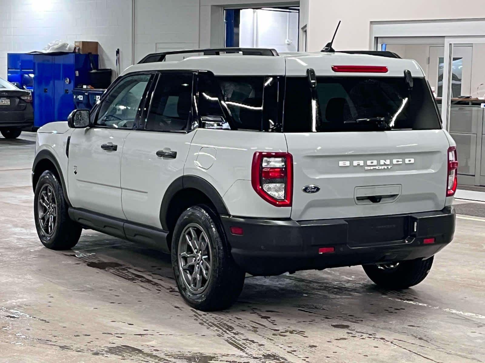 Thumbnail: 2022 Ford Bronco Sport - 3