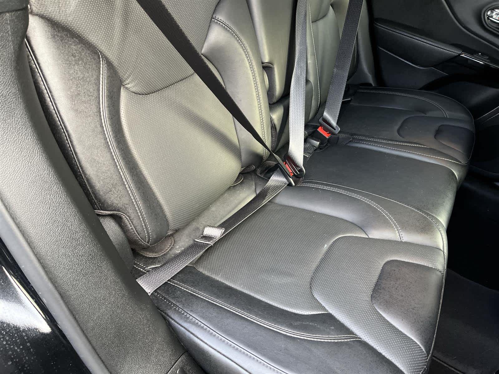 Thumbnail: 2023 Jeep Cherokee - 15