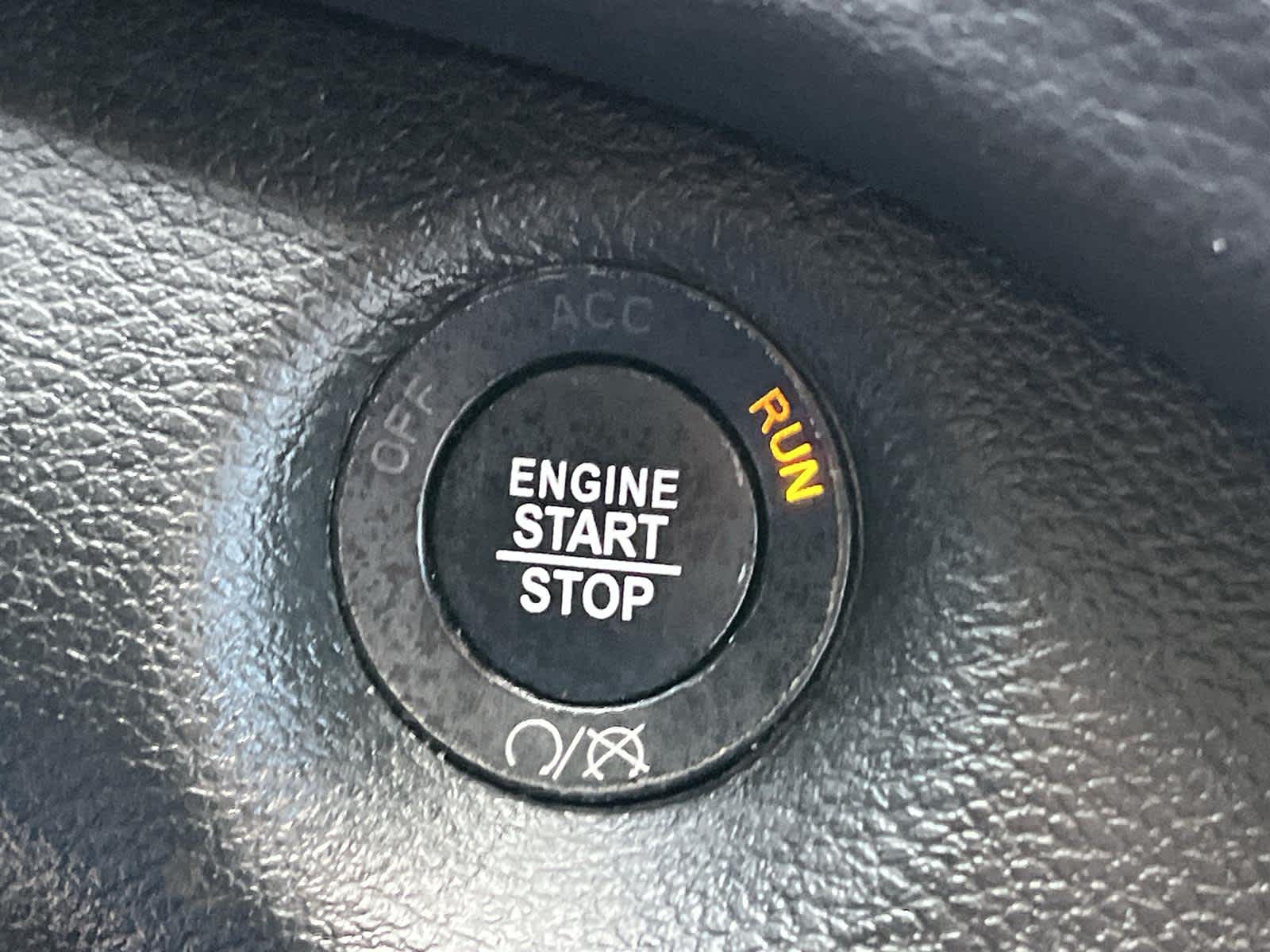 Thumbnail: 2023 Jeep Cherokee - 29