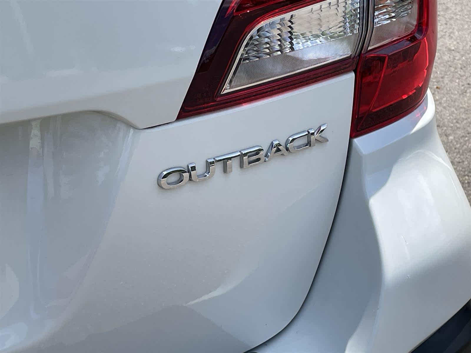Thumbnail: 2019 Subaru Outback - 10