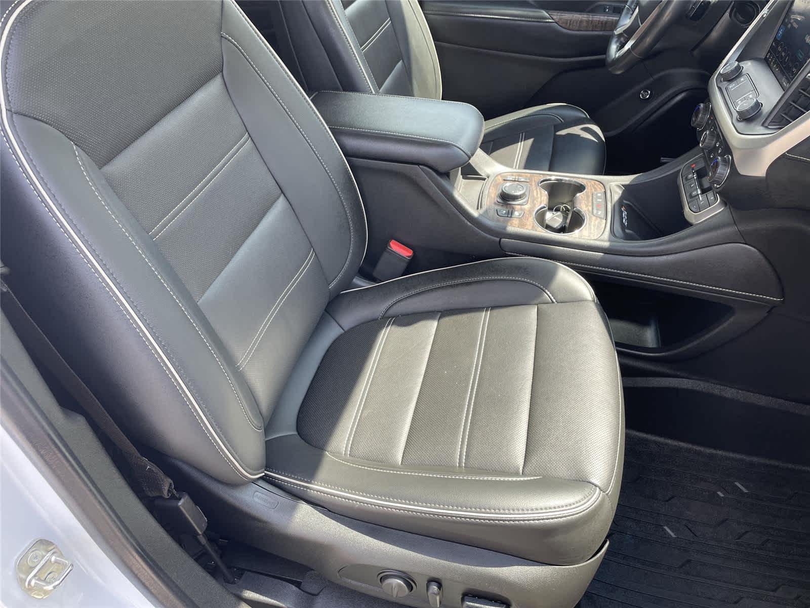 Thumbnail: 2021 GMC Acadia - 19