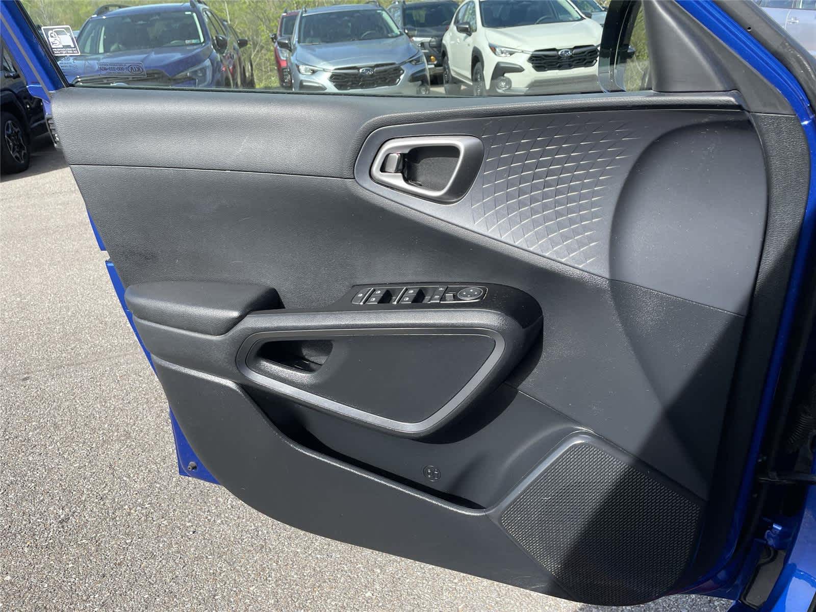 Thumbnail: 2021 Kia Soul - 25