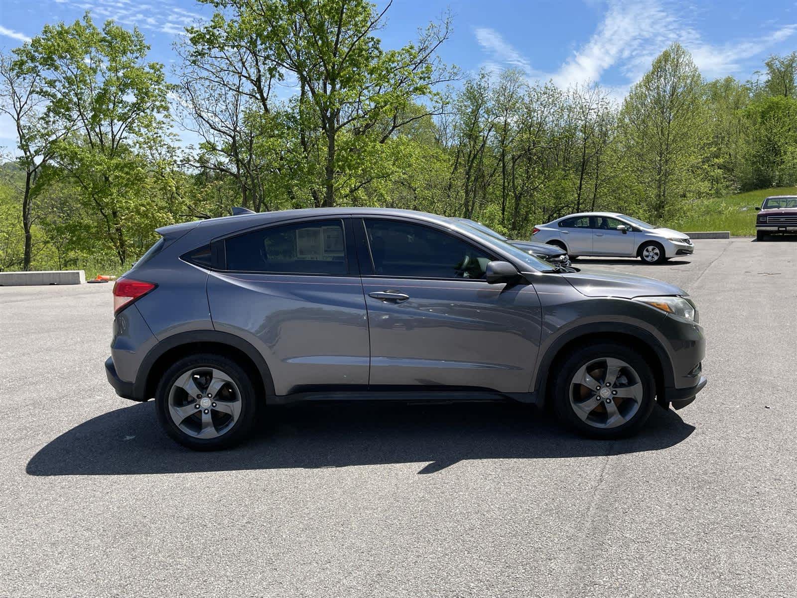 2017 Honda HR-V LX 5