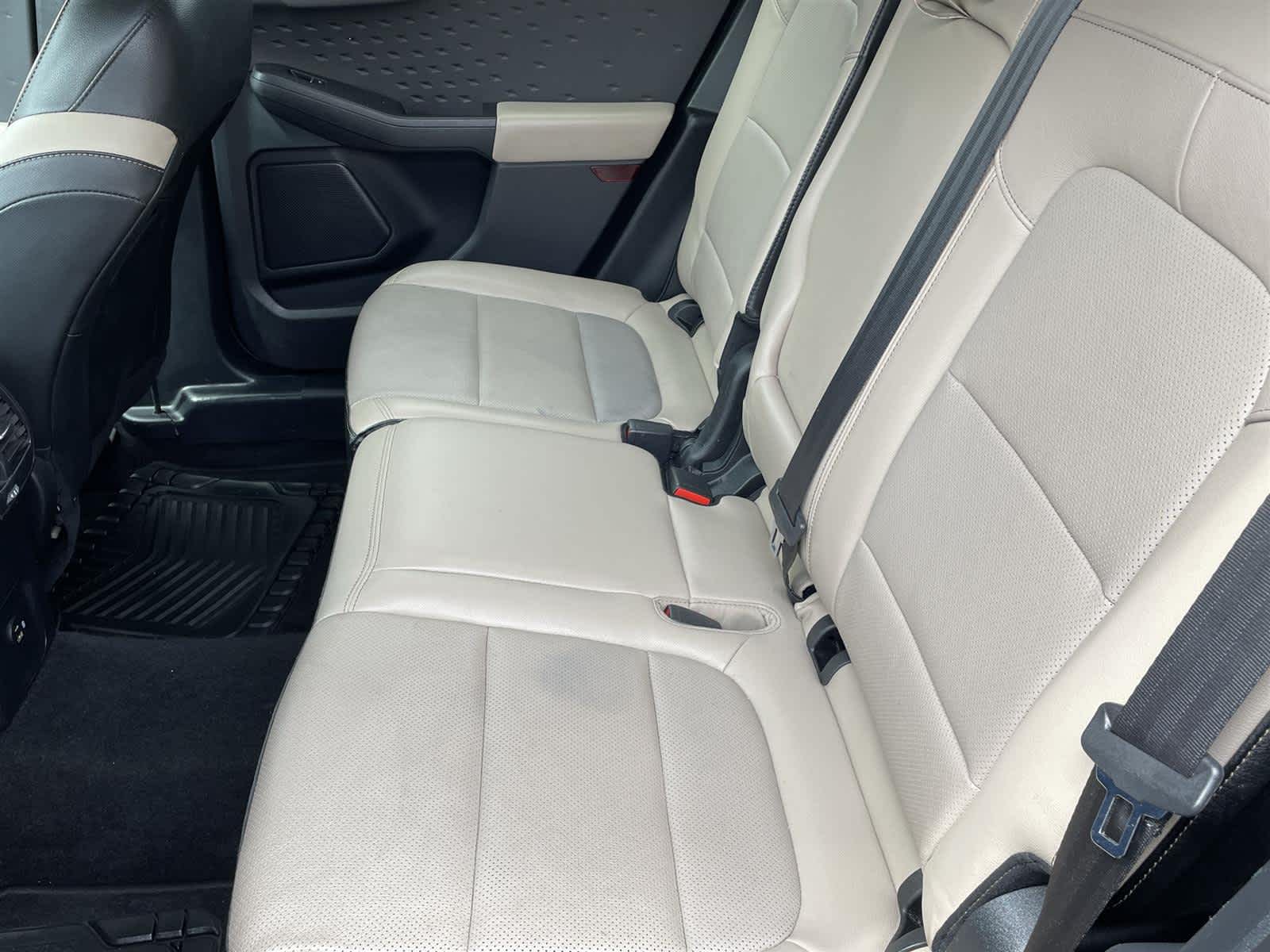 2020 Ford Escape Titanium 14