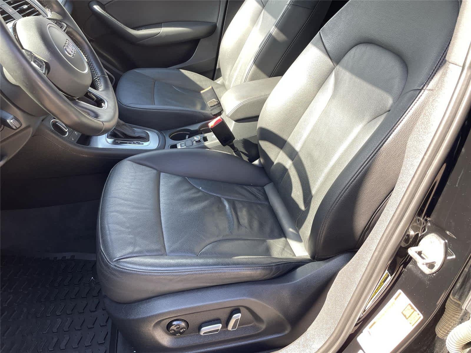 Thumbnail: 2017 Audi Q3 - 12