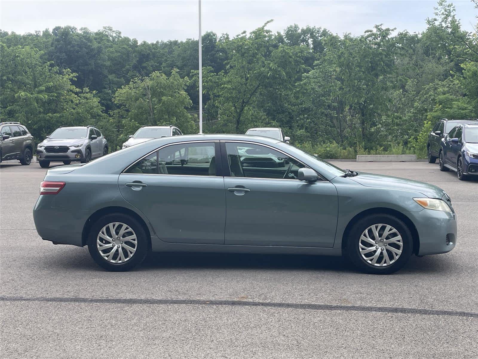 Thumbnail: 2010 Toyota Camry - 6