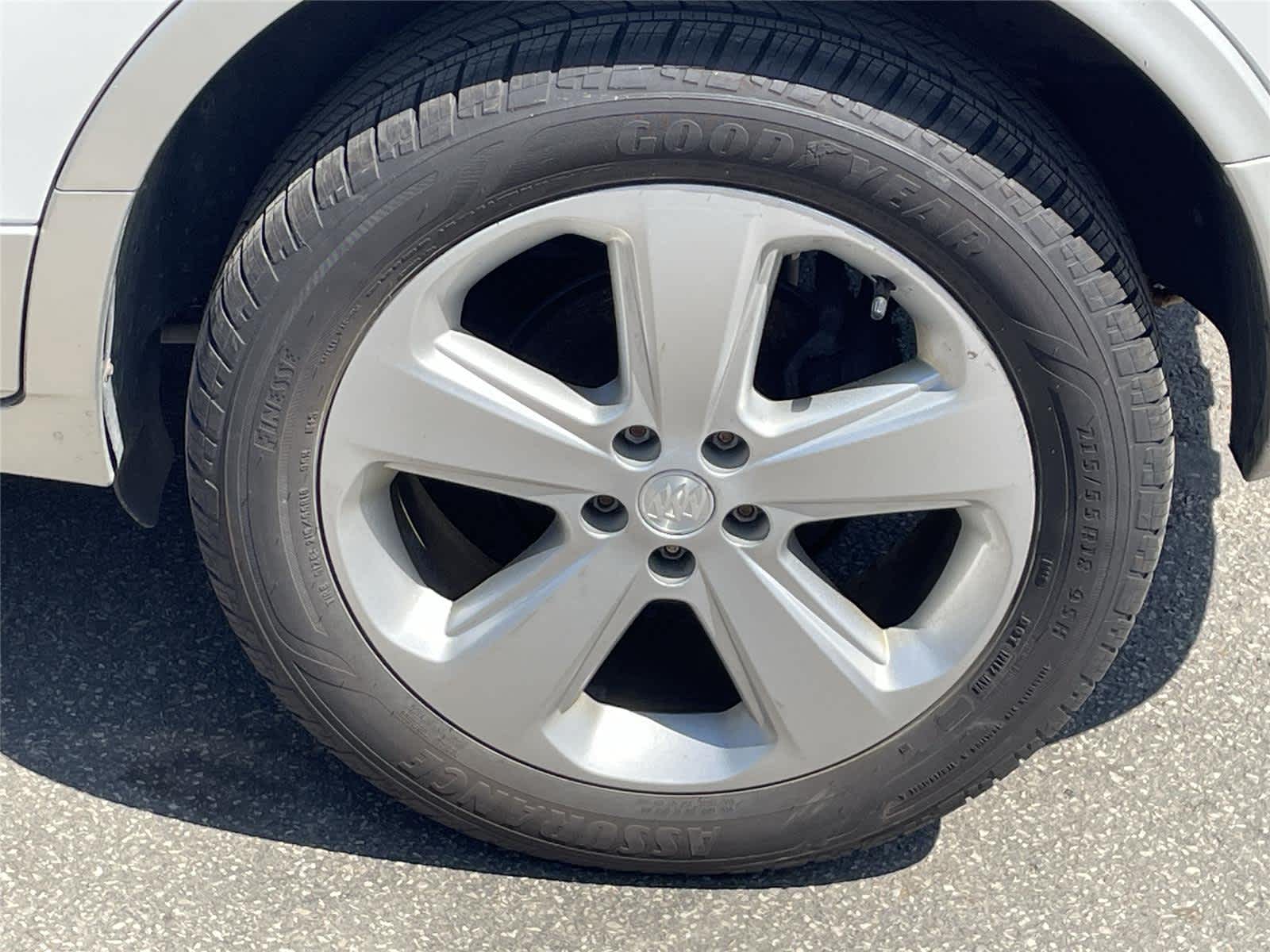 Thumbnail: 2016 Buick Encore - 8