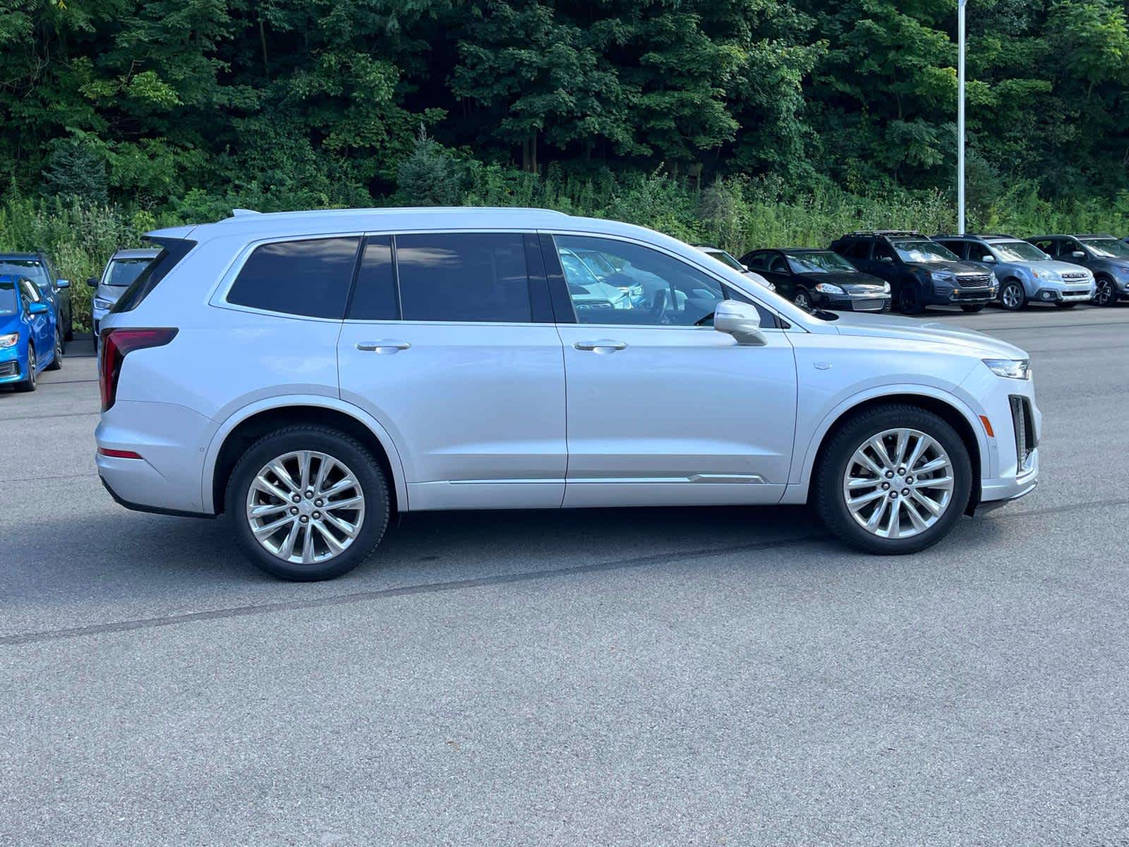 Thumbnail: 2020 Cadillac XT6 - 6