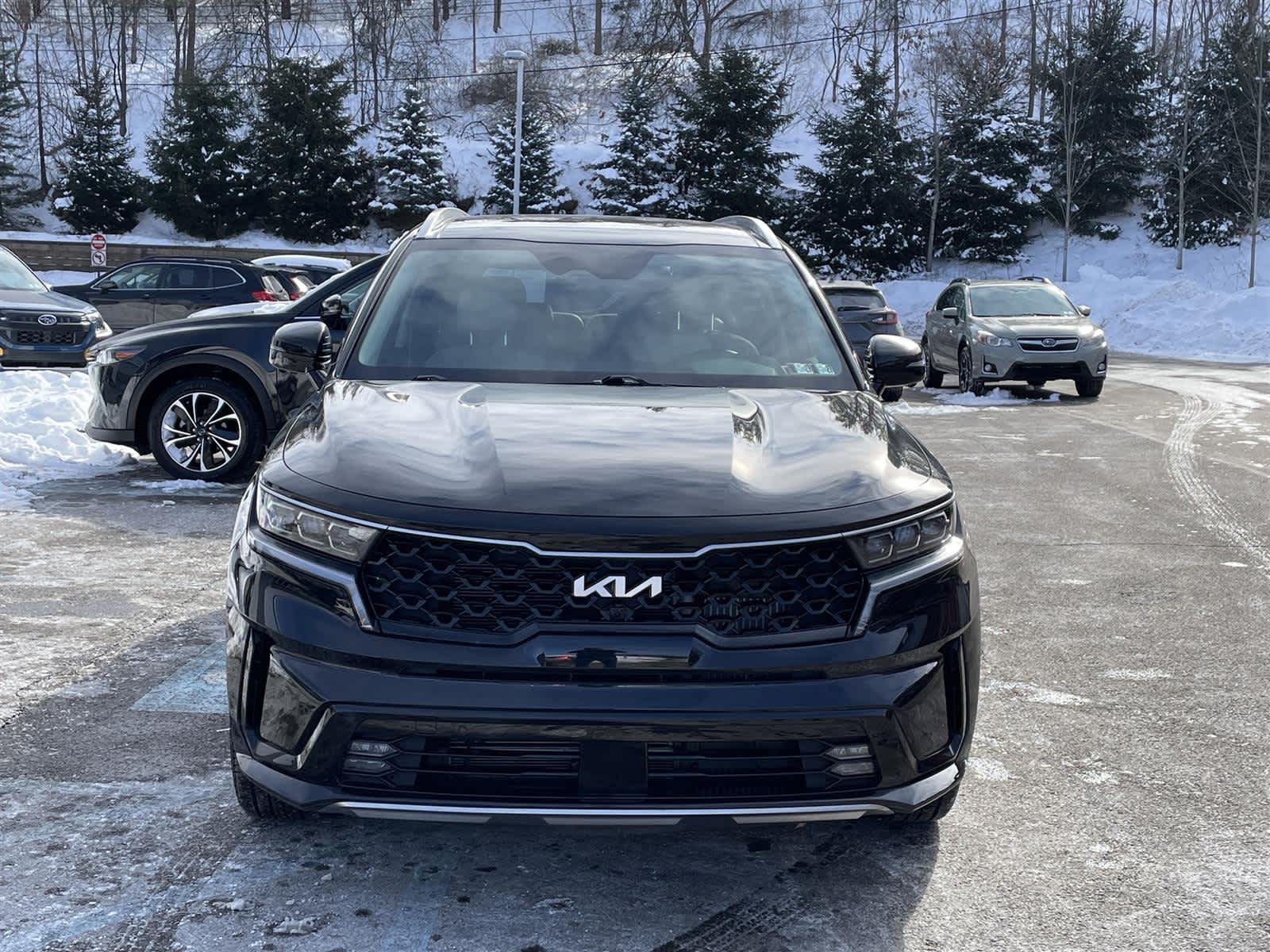 Thumbnail: 2023 Kia Sorento - 8