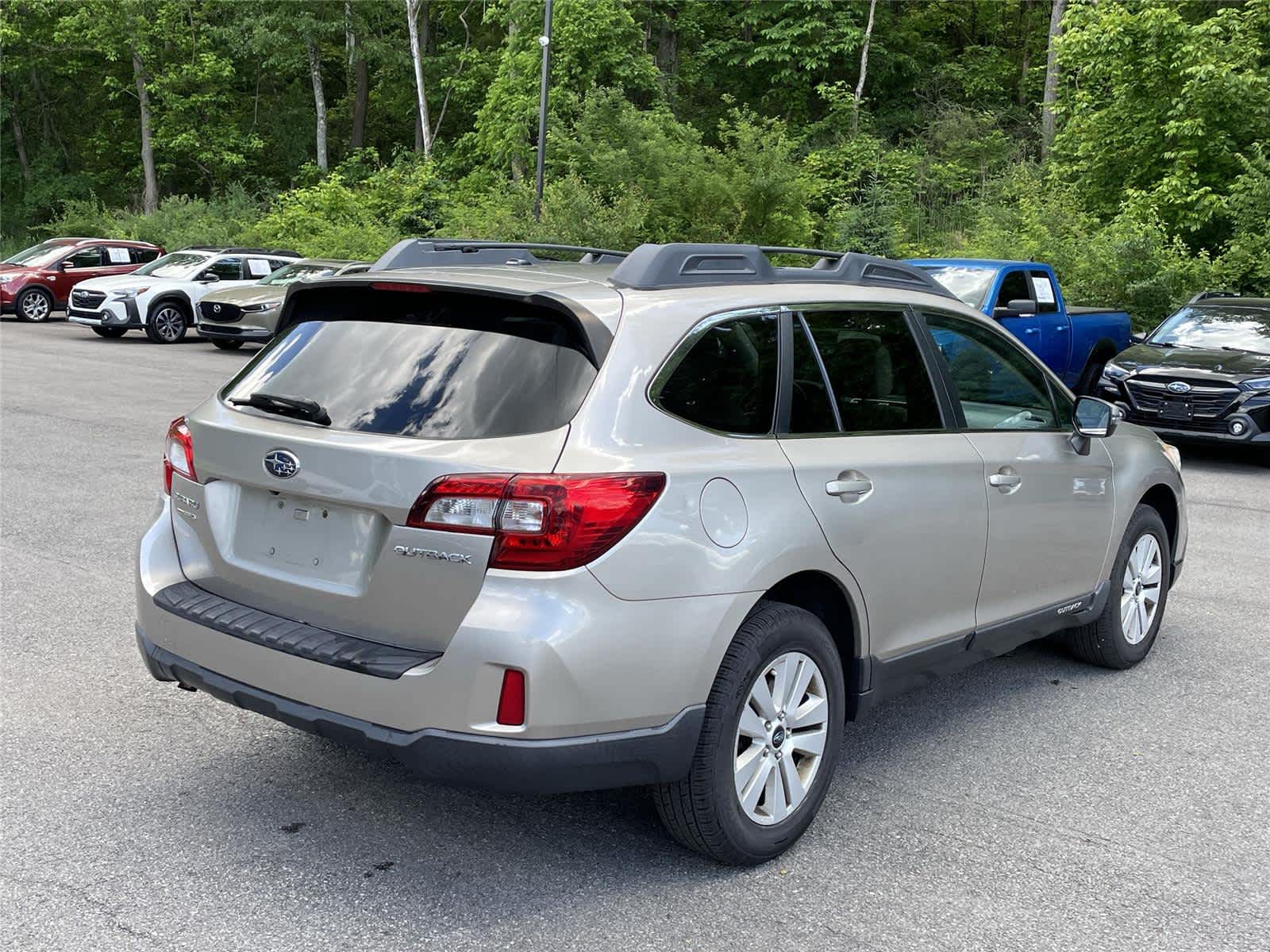 Thumbnail: 2015 Subaru Outback - 5