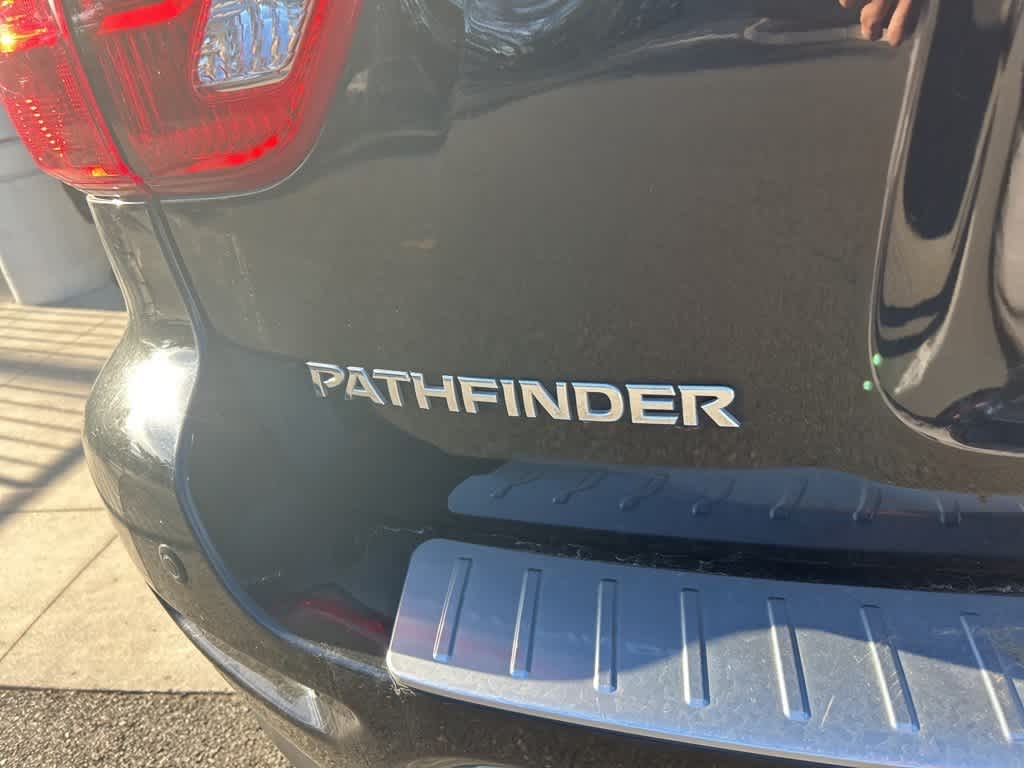 Thumbnail: 2019 Nissan Pathfinder - 8