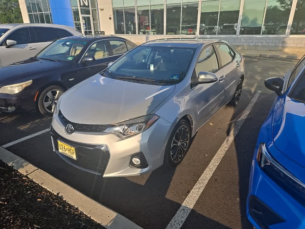 Thumbnail: 2016 Toyota Corolla - 1