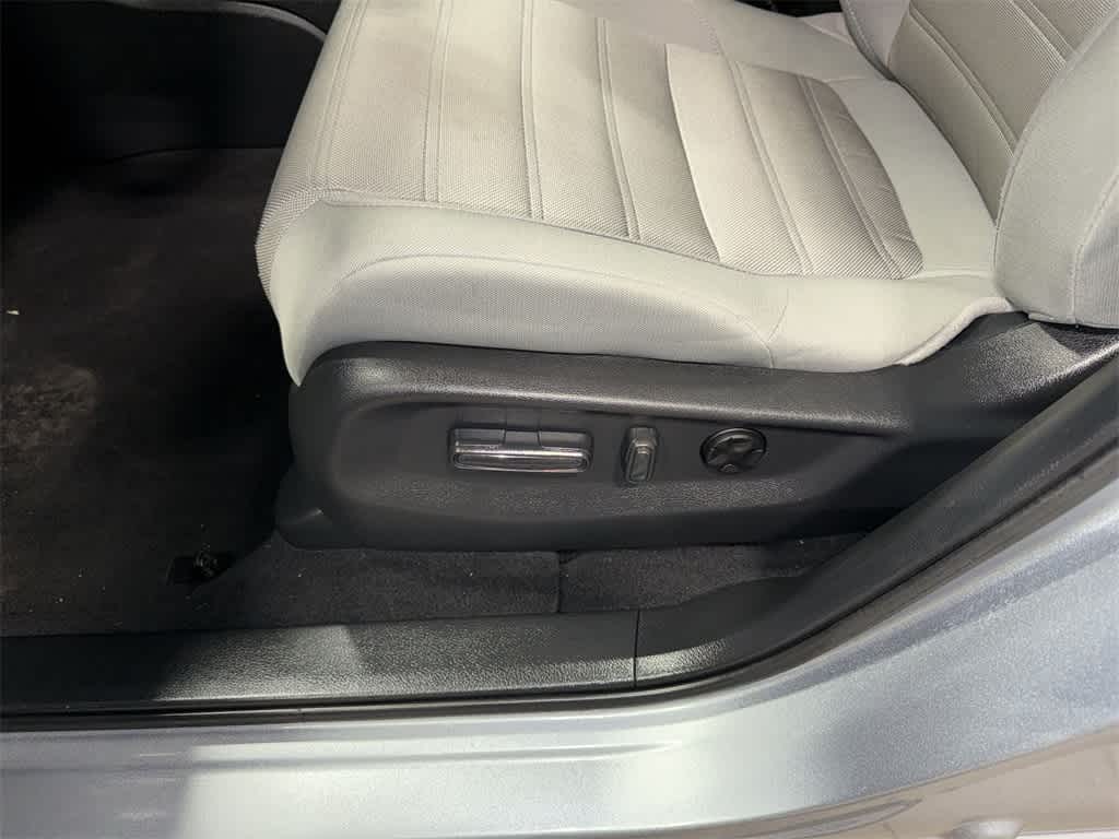 Thumbnail: 2022 Honda CR-V - 23