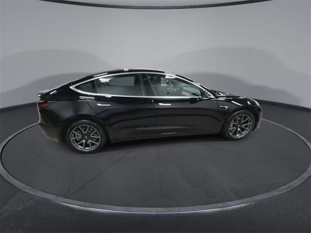 Thumbnail: 2019 Tesla Model 3 - 9