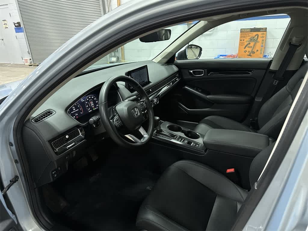 Thumbnail: 2023 Honda Civic - 30