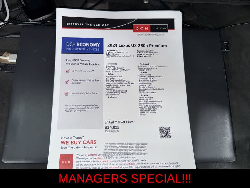 Thumbnail: 2024 Lexus UX - 13