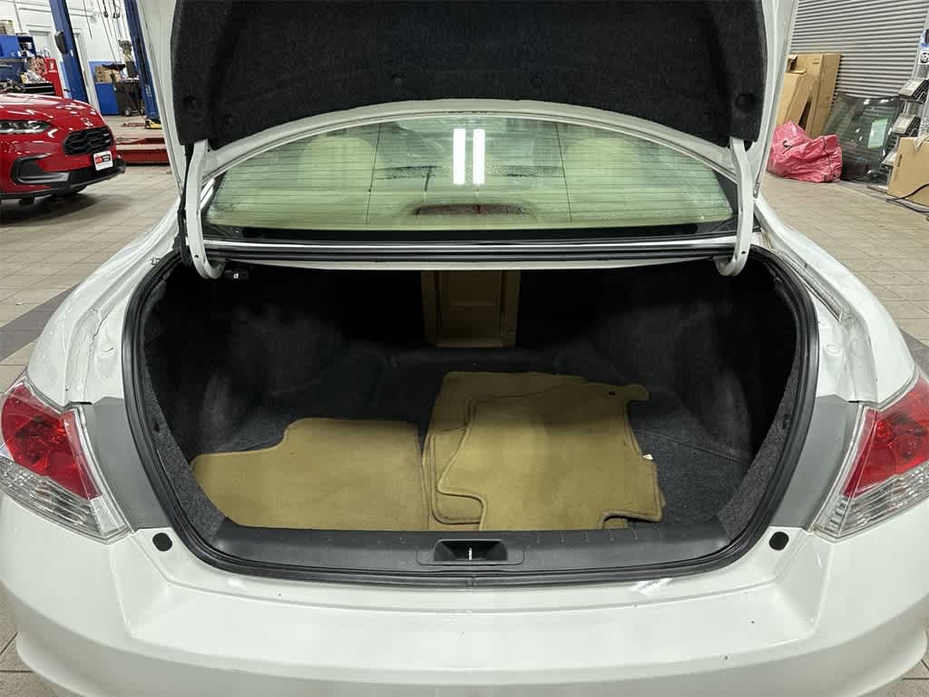 Thumbnail: 2011 Honda Accord - 11