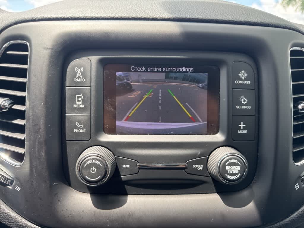 Thumbnail: 2018 Jeep Compass - 14