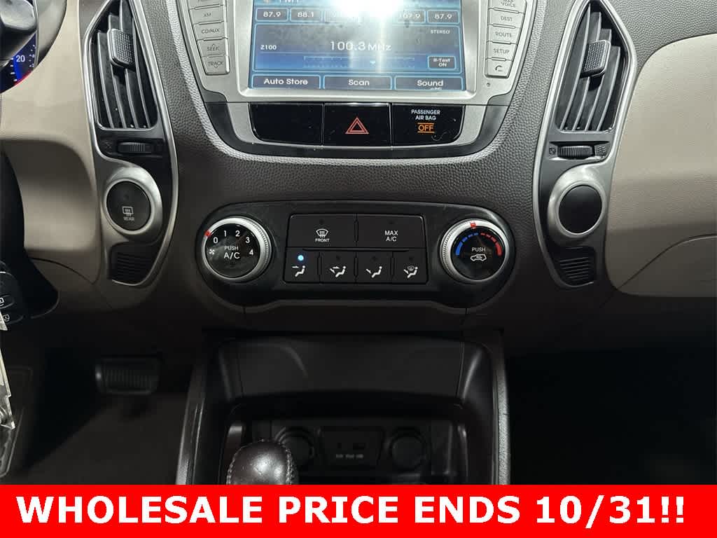Thumbnail: 2011 Hyundai Tucson - 22