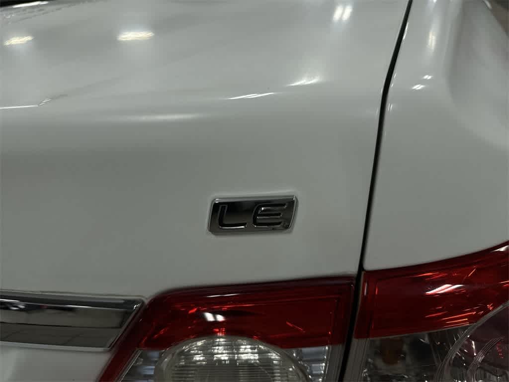 Thumbnail: 2011 Toyota Corolla - 23