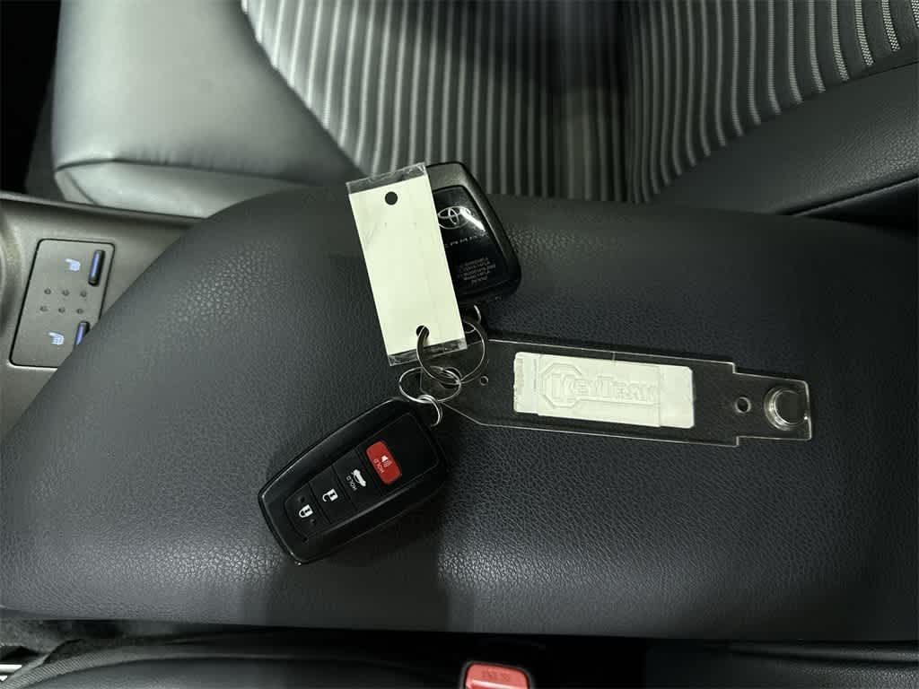 Thumbnail: 2024 Toyota Camry - 34