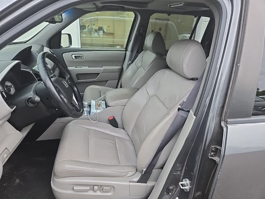 Thumbnail: 2011 Honda Pilot - 6