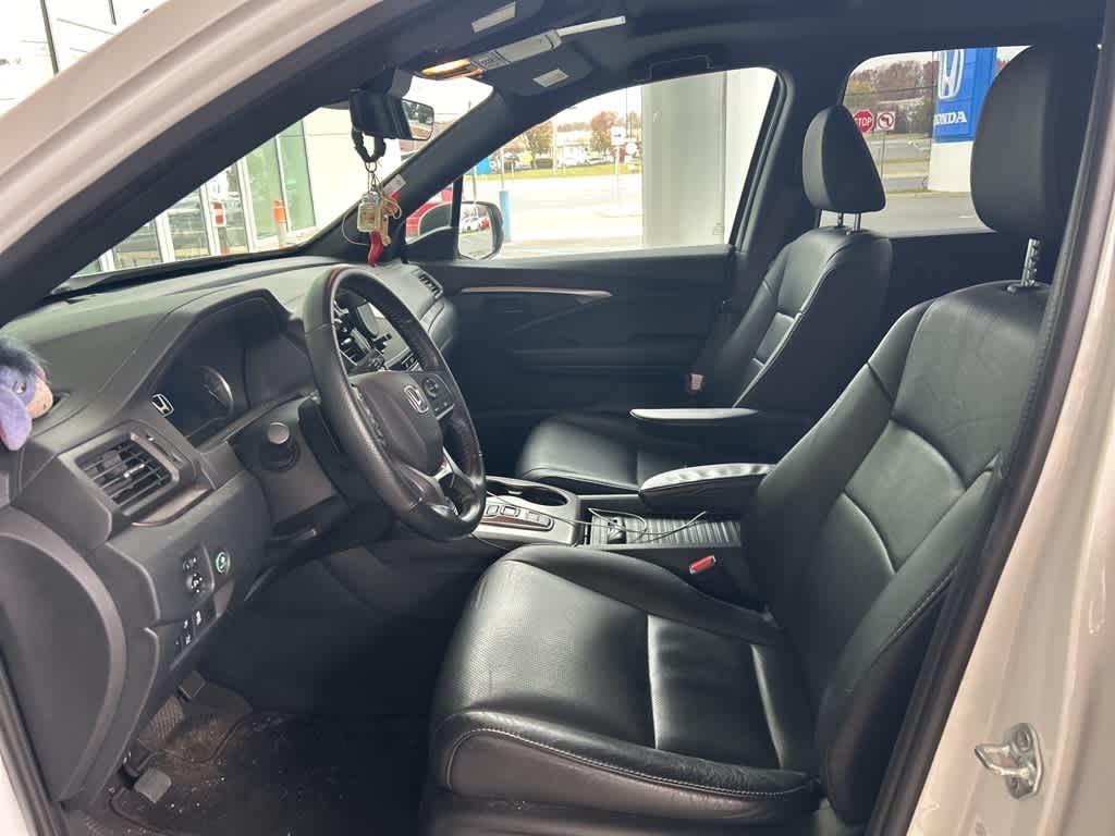 Thumbnail: 2023 Honda Passport - 11