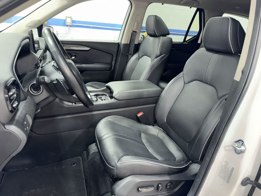 Thumbnail: 2023 Honda Pilot - 15