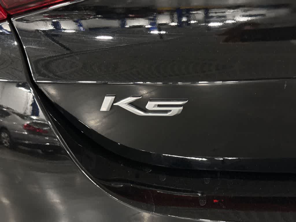 Thumbnail: 2022 Kia K5 - 27