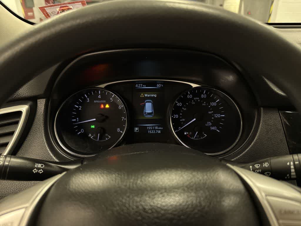 Thumbnail: 2015 Nissan Rogue - 30