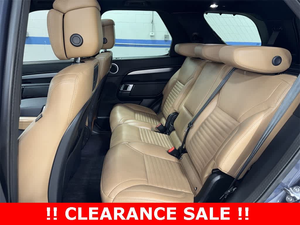 Thumbnail: 2024 Land Rover Discovery - 17