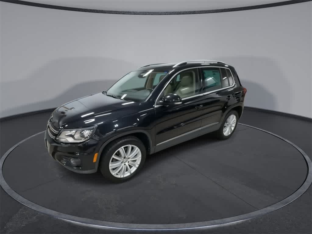 Thumbnail: 2016 Volkswagen Tiguan - 4