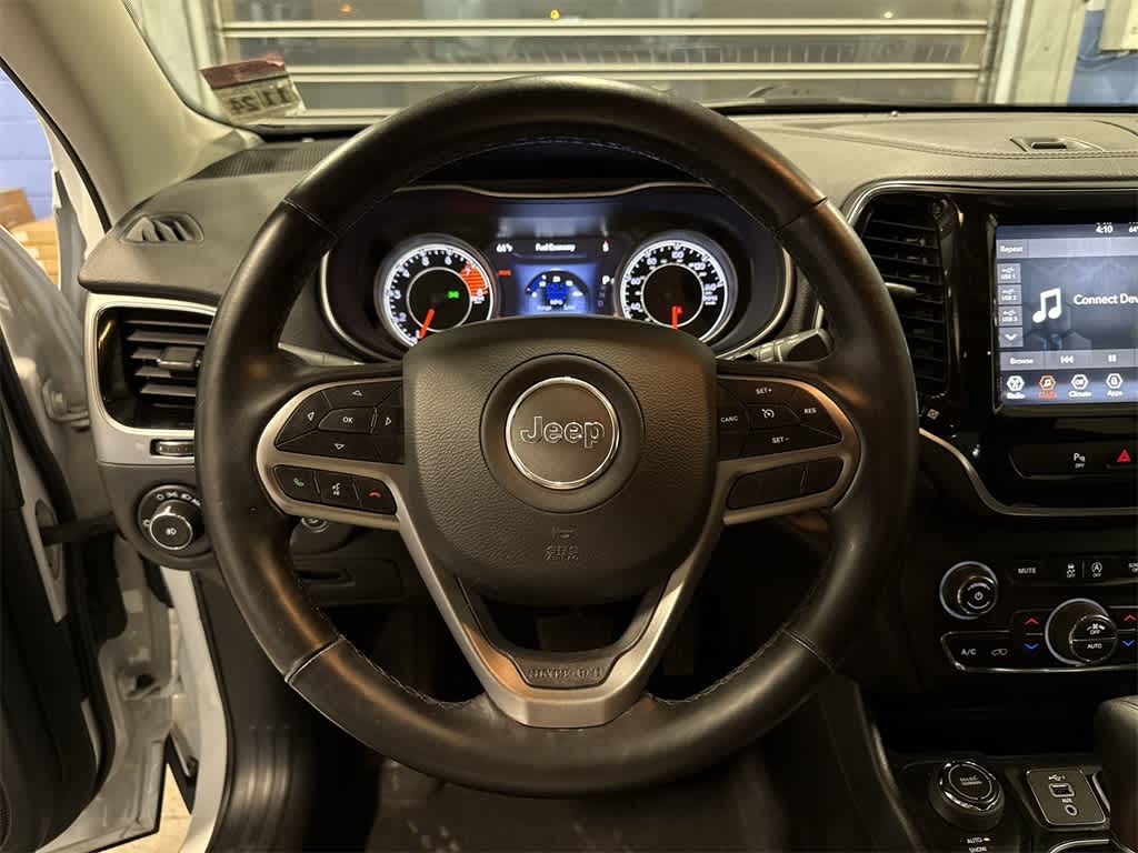 Thumbnail: 2020 Jeep Cherokee - 18