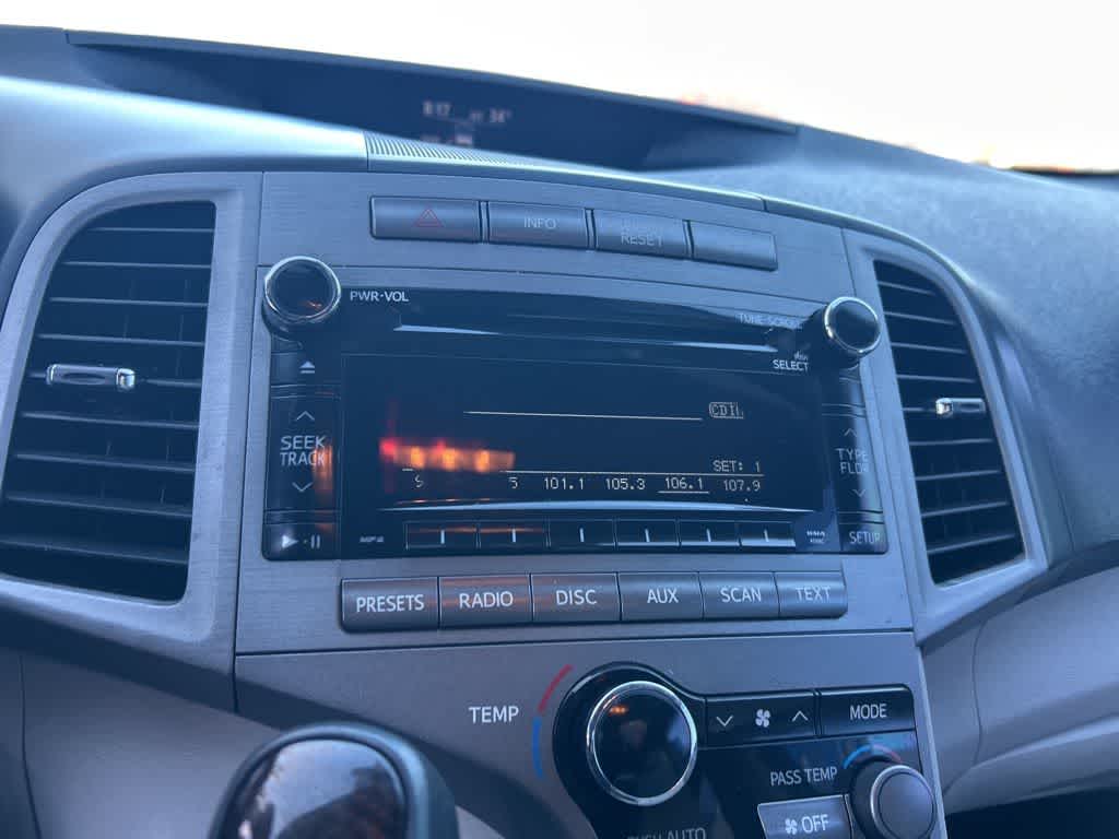 Thumbnail: 2012 Toyota Venza - 25