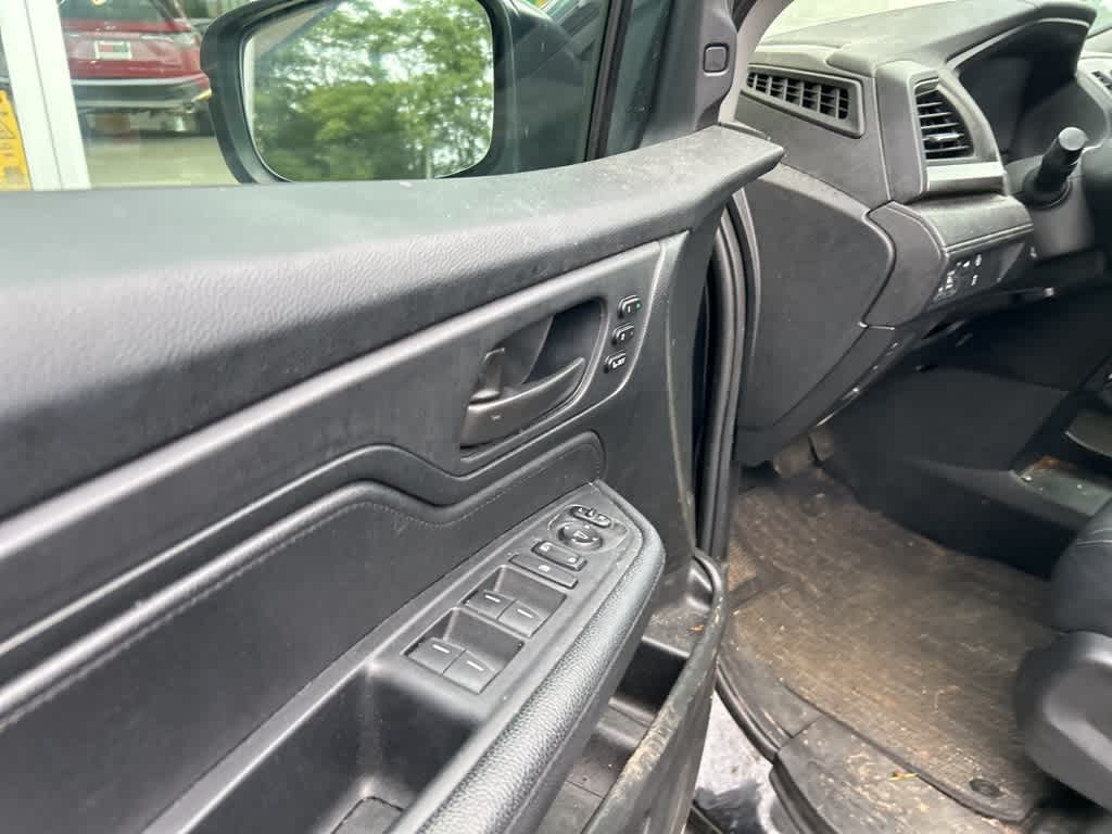 2022 Honda Odyssey EX-L 13
