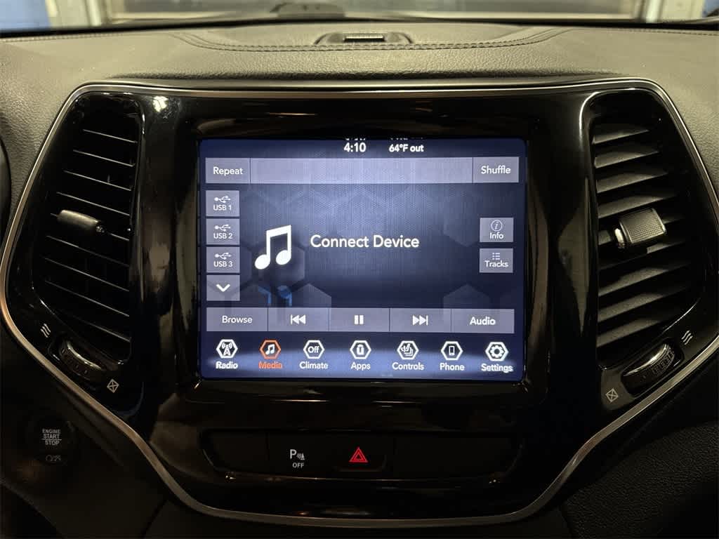 Thumbnail: 2020 Jeep Cherokee - 20