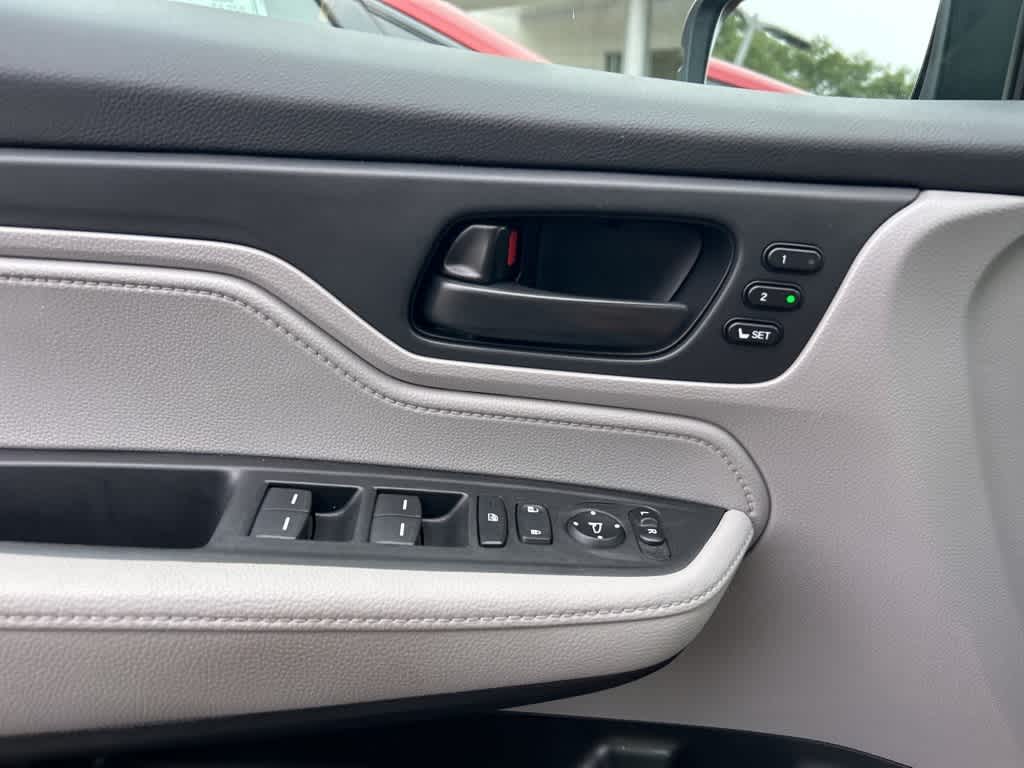 Thumbnail: 2024 Honda Odyssey - 25
