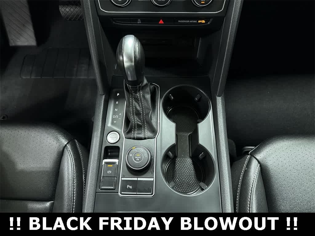 Thumbnail: 2021 Volkswagen Atlas - 33