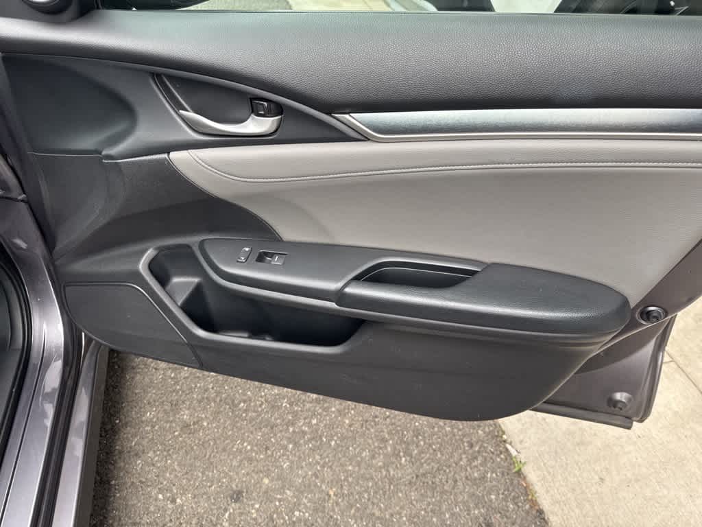 Thumbnail: 2016 Honda Civic - 20
