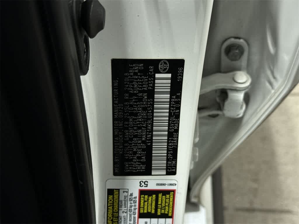 Thumbnail: 2020 Toyota Camry - 14