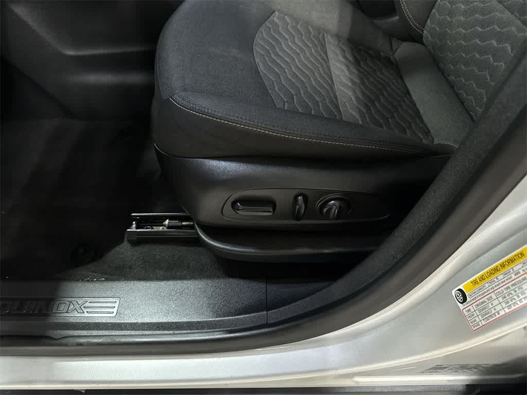 Thumbnail: 2019 Chevrolet Equinox - 23