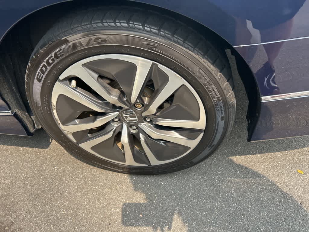 Thumbnail: 2018 Honda Accord - 13