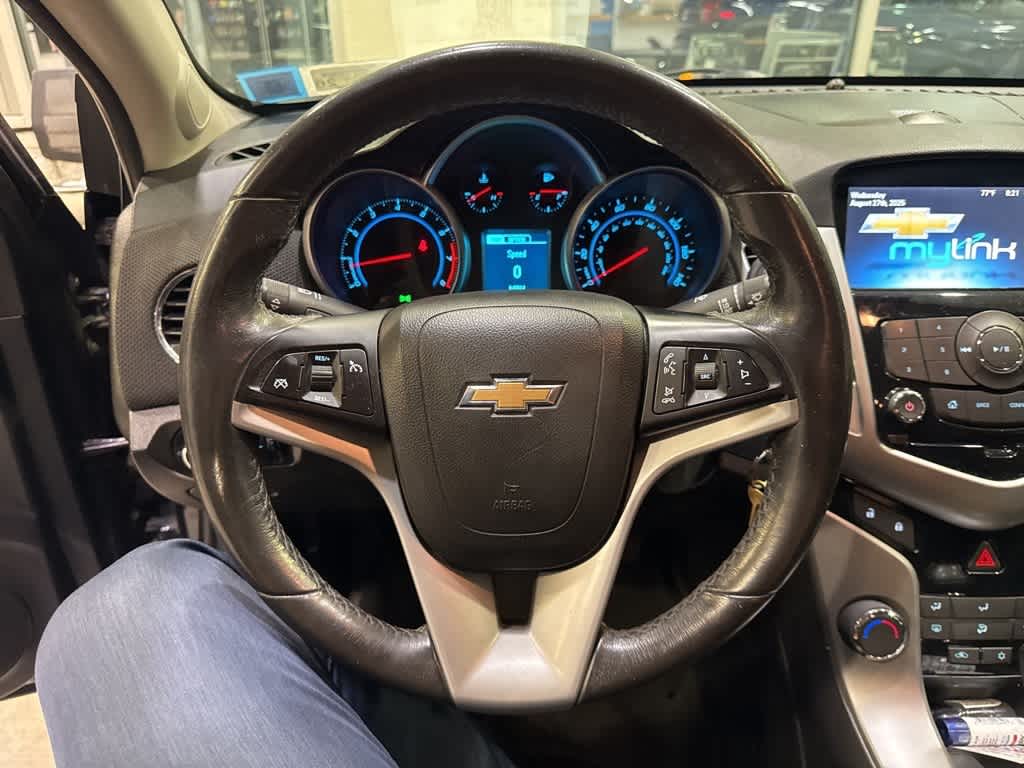 Thumbnail: 2014 Chevrolet Cruze - 9