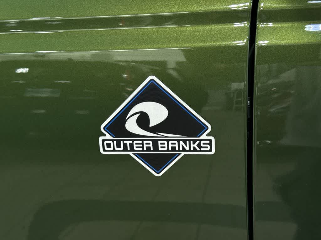 Thumbnail: 2023 Ford Bronco - 25