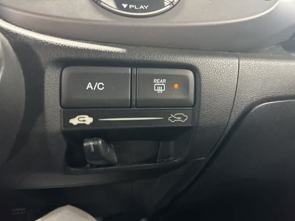 Thumbnail: 2011 Honda Fit - 10