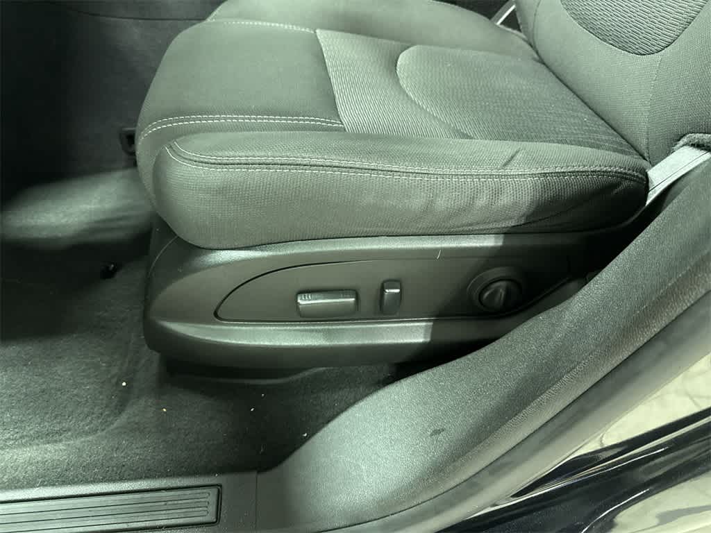 2015 Chevrolet Traverse LT 24