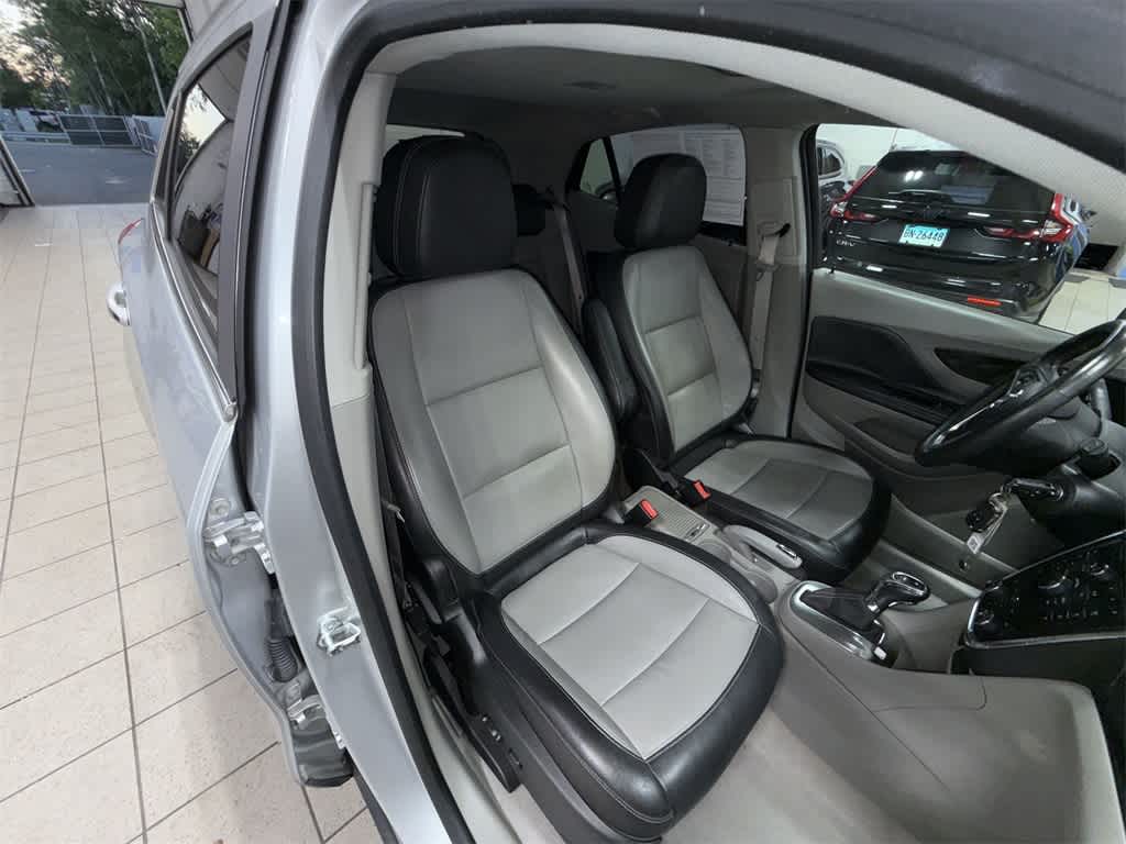 Thumbnail: 2016 Buick Encore - 16